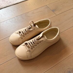 Authentic SAINT LAURENT
Women's Andy Low-top Sneakers In Beige size 36